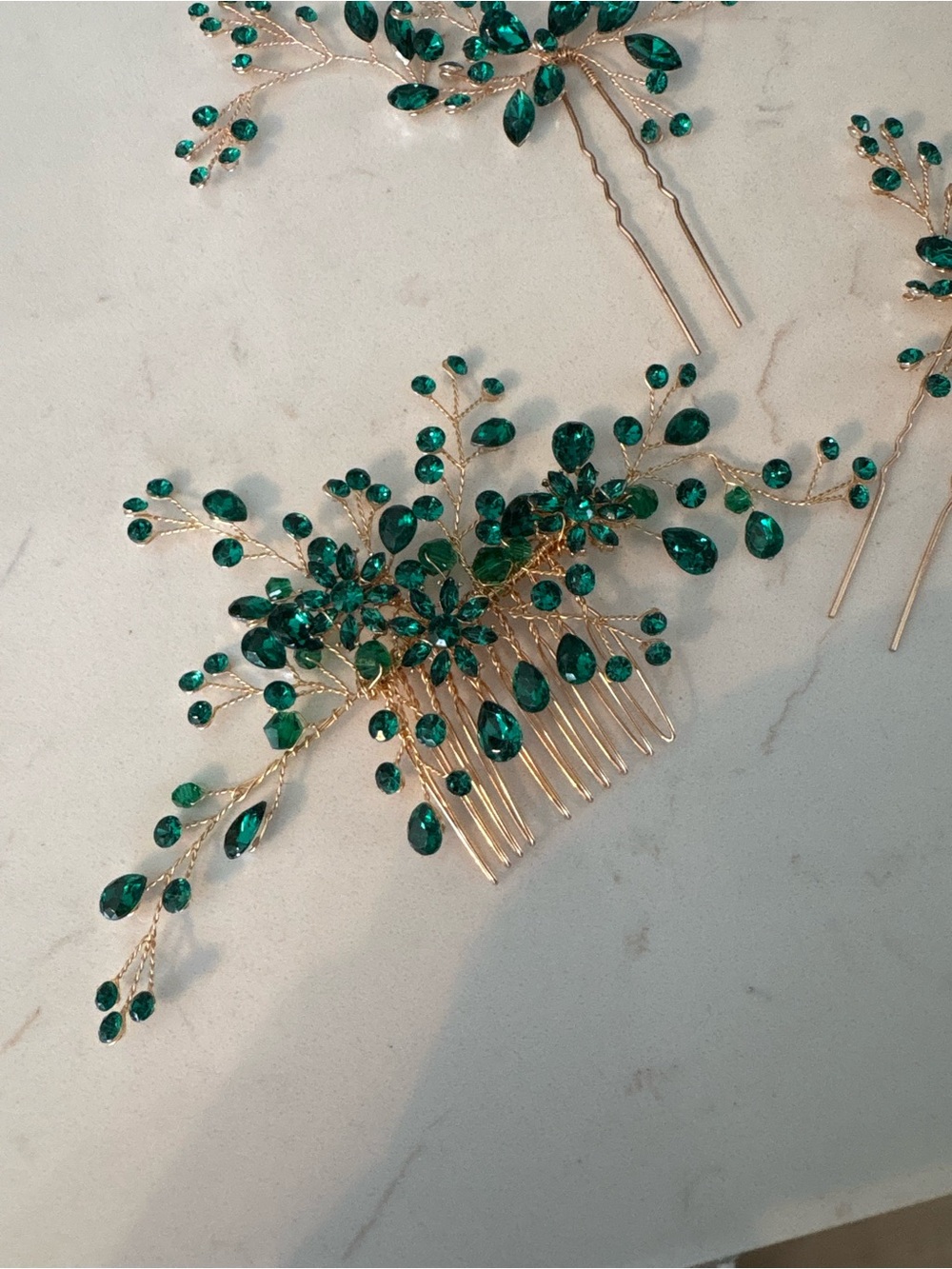 Elegant Emerald Green Rhinestone Bridal Hair Accessories – 3-Piece NWOT unused!
